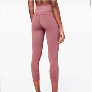 112 - Lululemon Size 2 Mauve Pink- In Movement Tight 25" *Everlux
Red Dust
